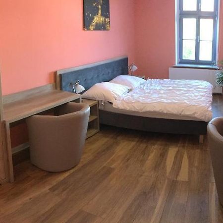 Apartament Kleopatra Gniezno Eksteriør billede