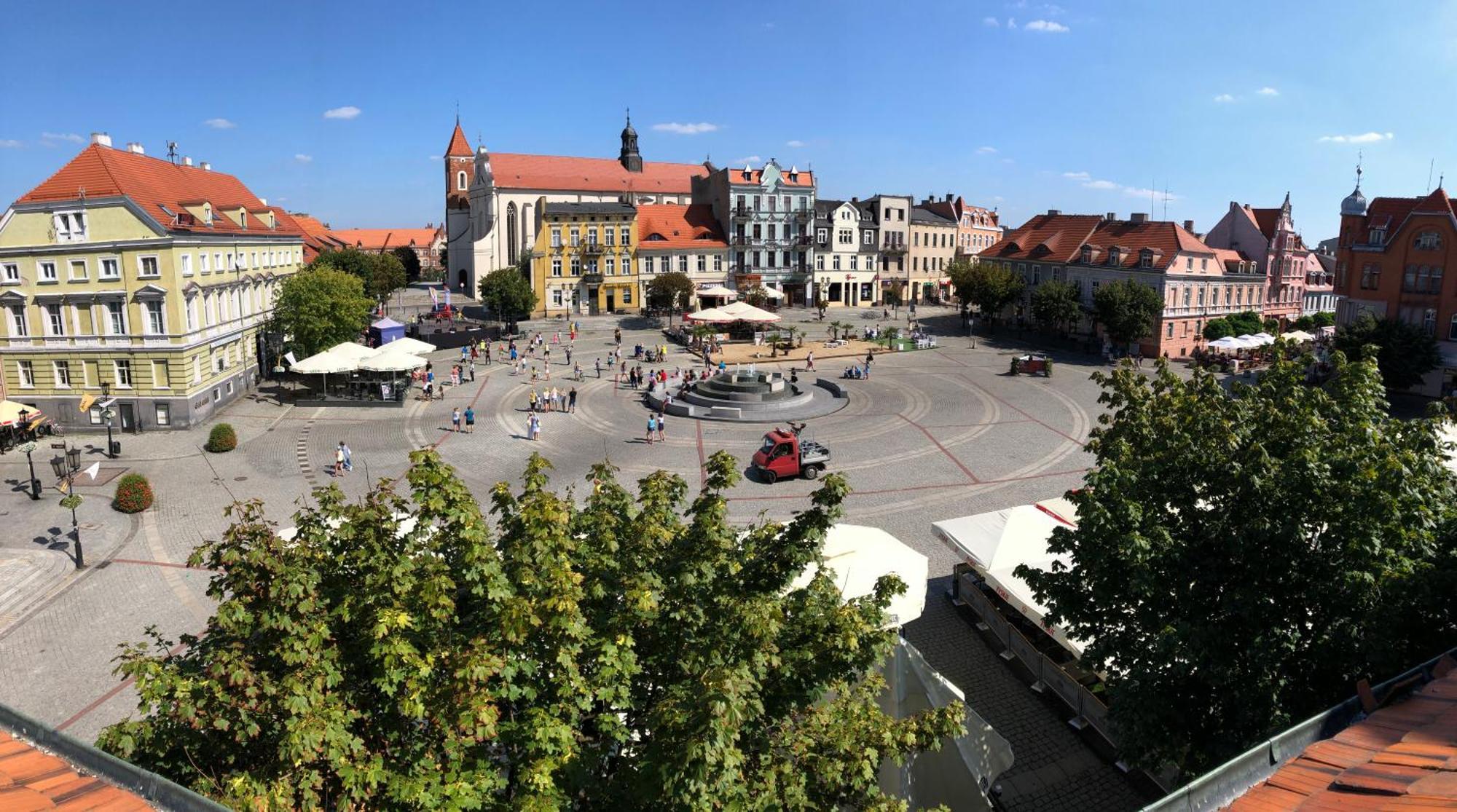 Apartament Kleopatra Gniezno Eksteriør billede