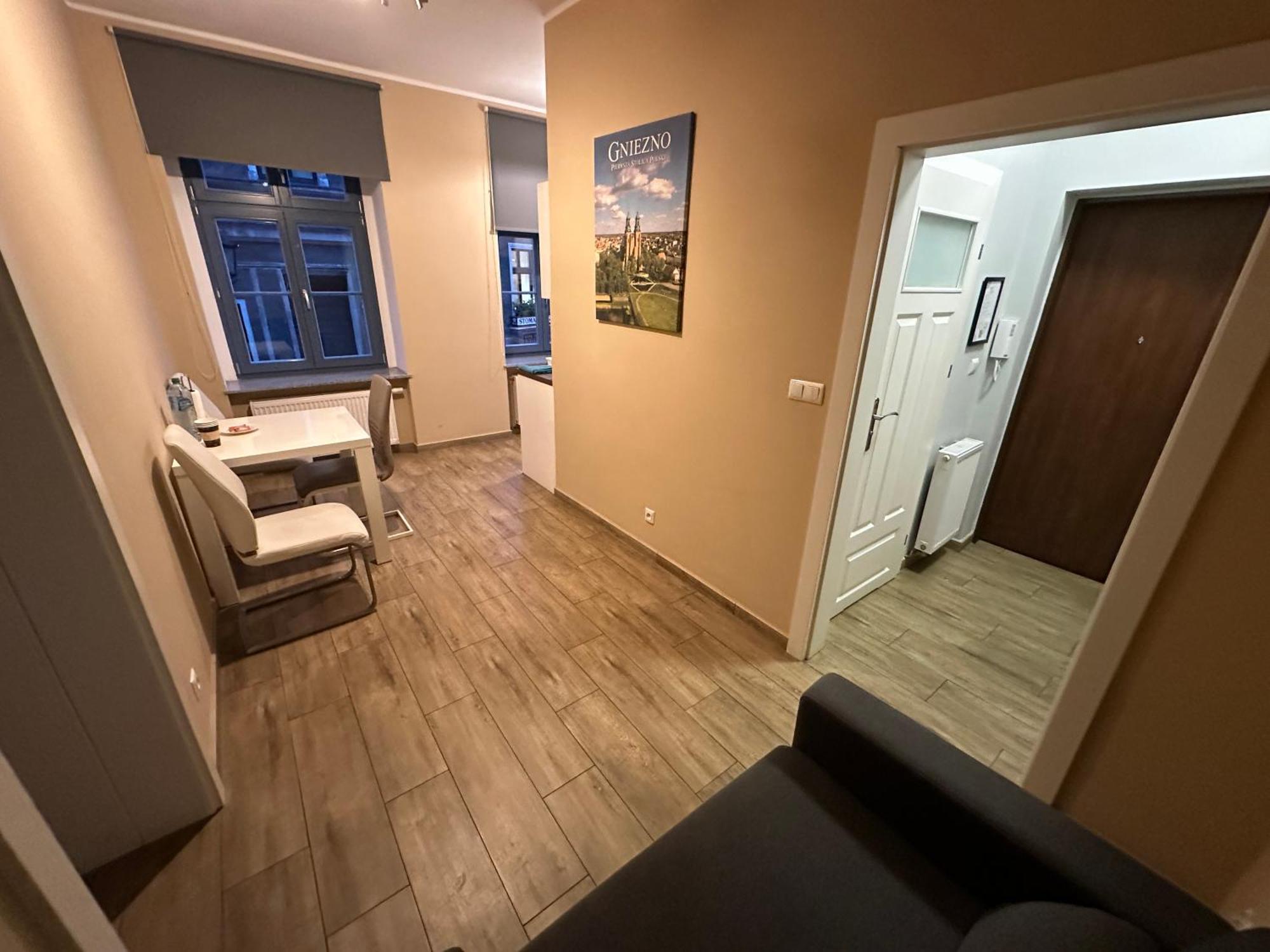 Apartament Kleopatra Gniezno Eksteriør billede