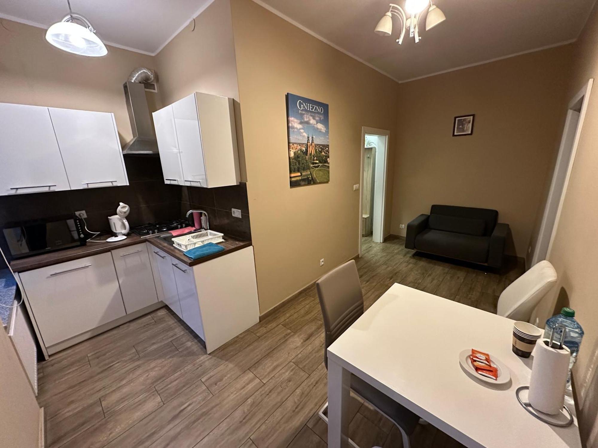 Apartament Kleopatra Gniezno Eksteriør billede