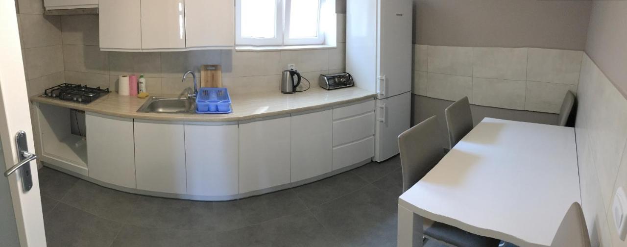 Apartament Kleopatra Gniezno Eksteriør billede